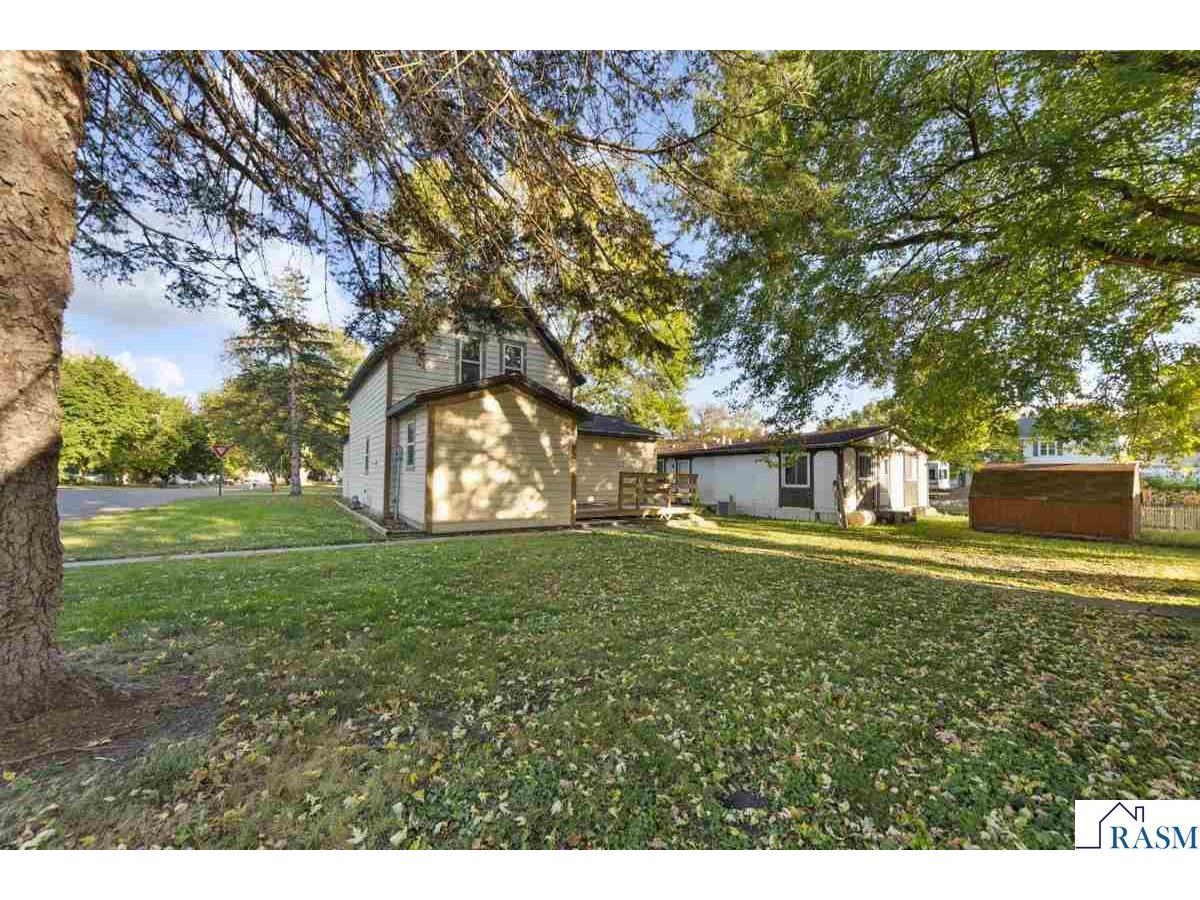 302 S Renville Street Winthrop MN 55396 7038800 image29