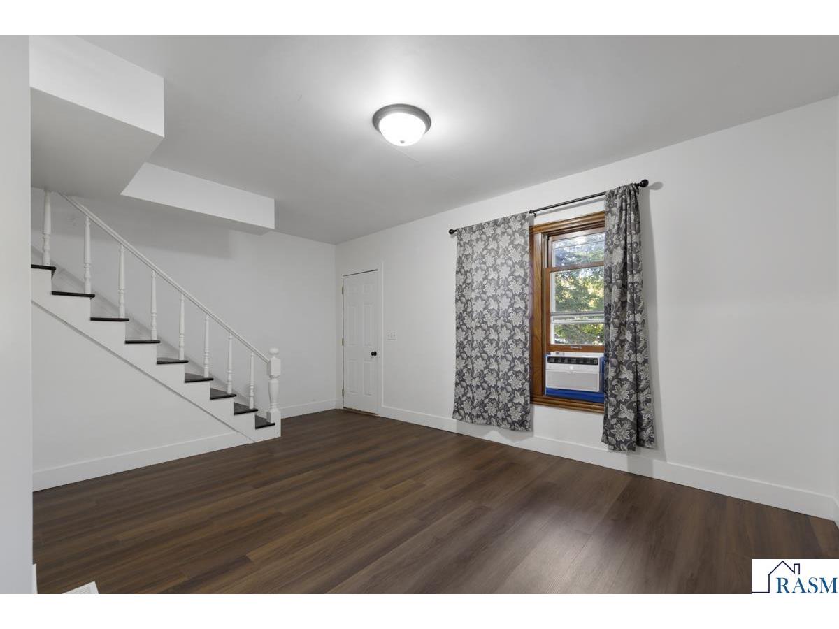 302 S Renville Street Winthrop MN 55396 7038800 image7