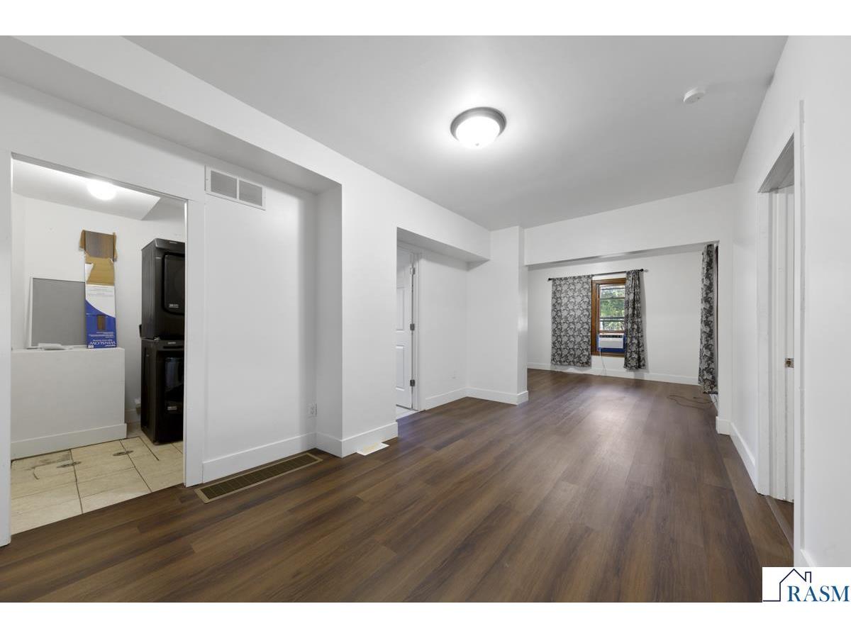 302 S Renville Street Winthrop MN 55396 7038800 image9