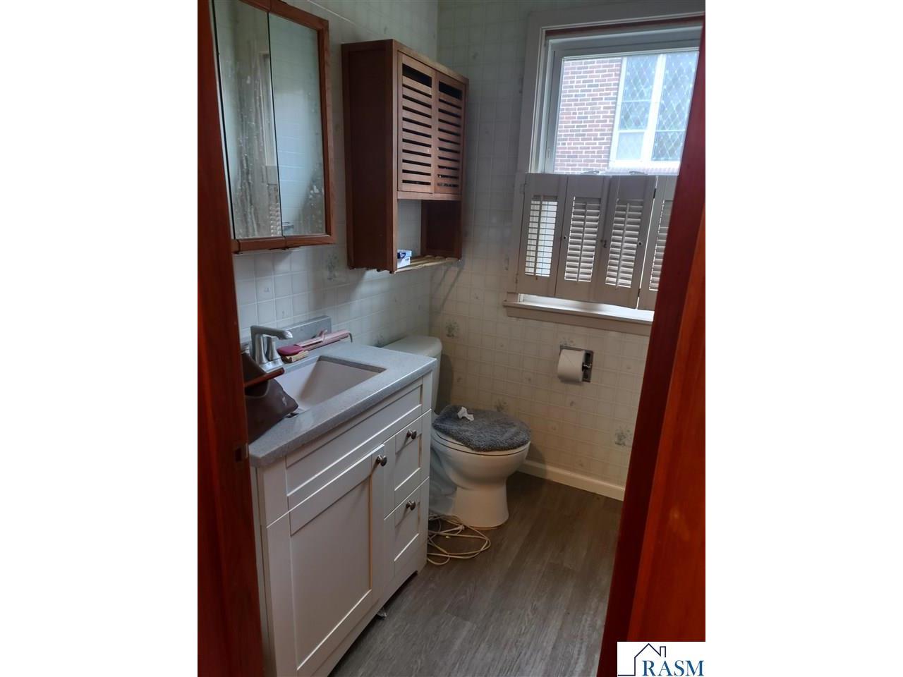 302 W main Street Ceylon MN 56121 267040591 image14