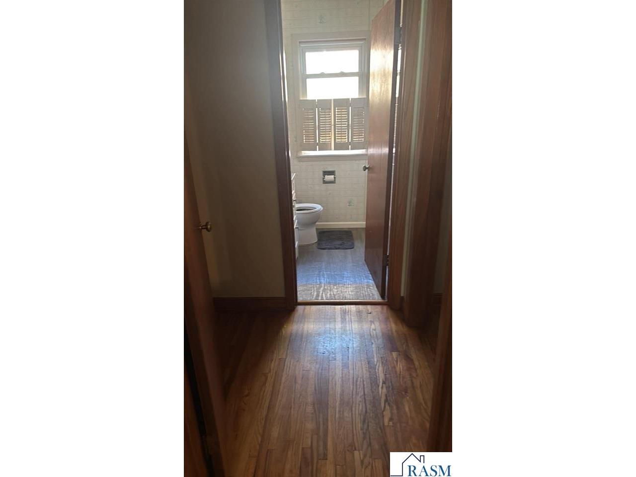 302 W main Street Ceylon MN 56121 267040591 image15