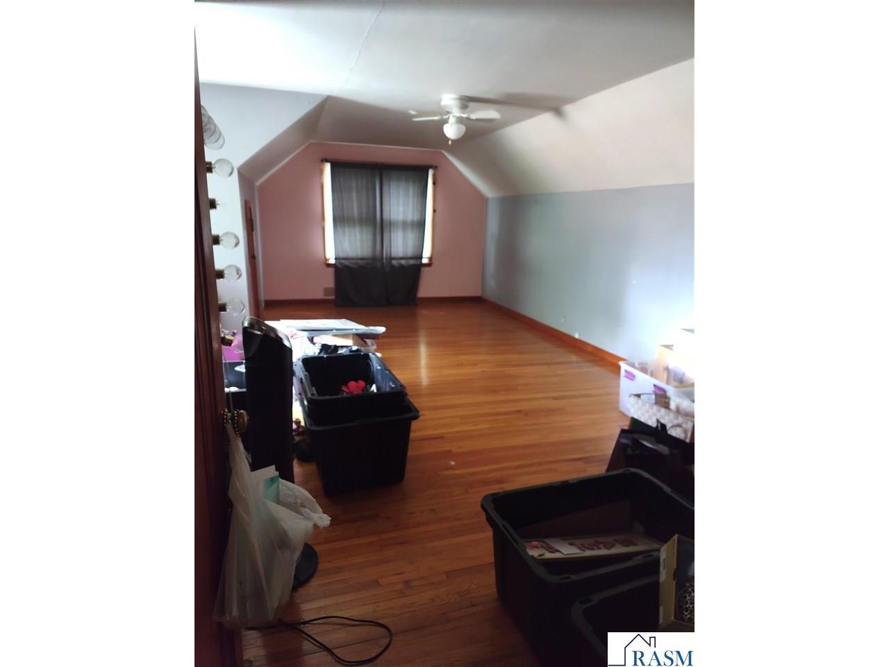 302 W main Street Ceylon MN 56121 267040591 image17