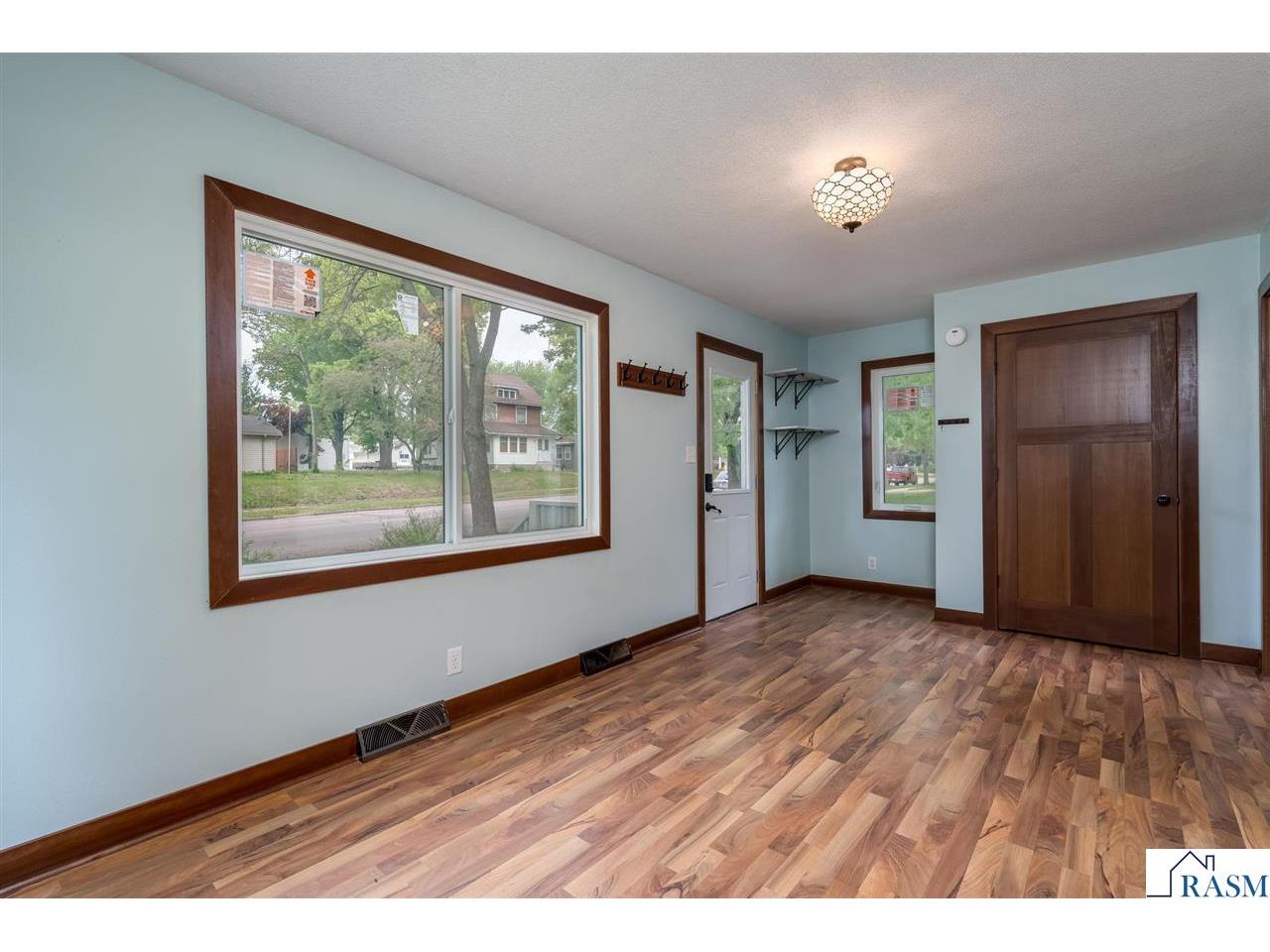 303 Broadway Street Hanska MN 56041 7040392 image5