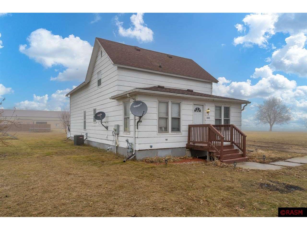 303 Hilltop Street Vernon Center MN 56090 7036555 image1