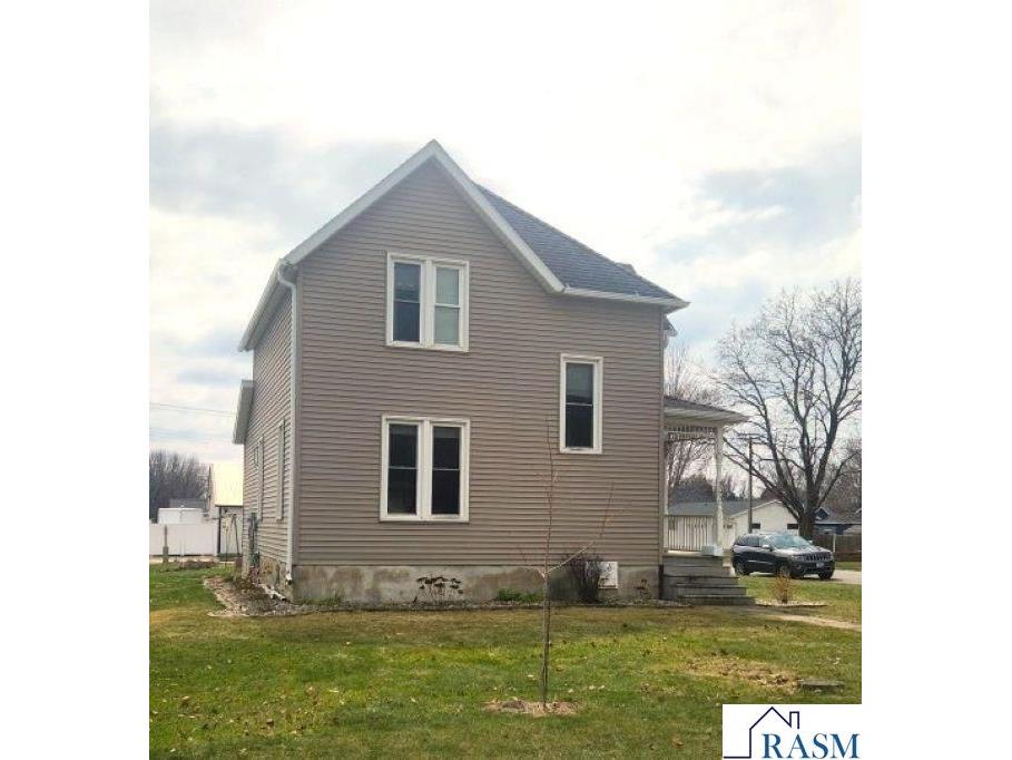 303 SE Summit Street Sleepy Eye MN 56085 7039913 image1