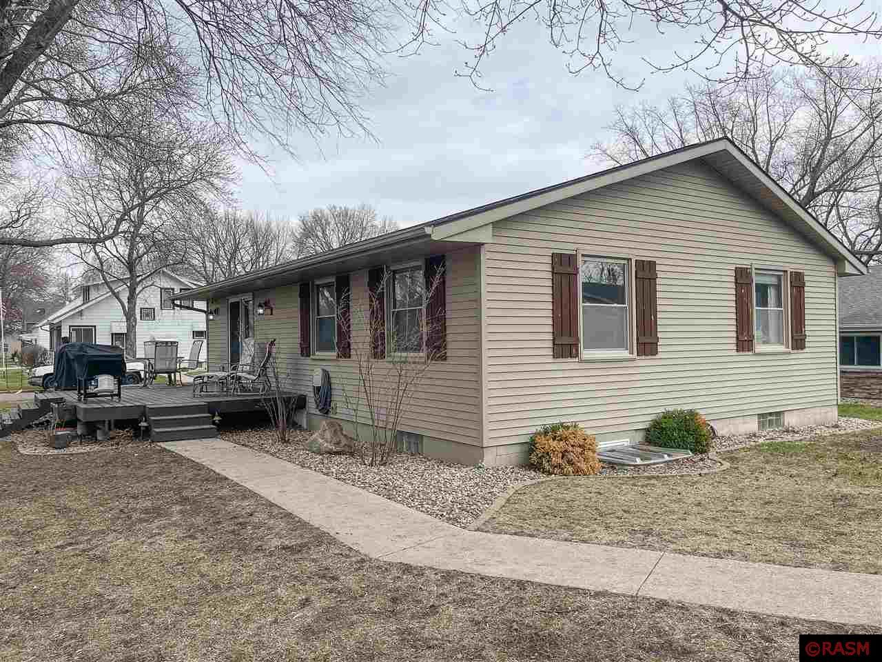 304 NE 2nd Street Madelia MN 56062 7032173 image1