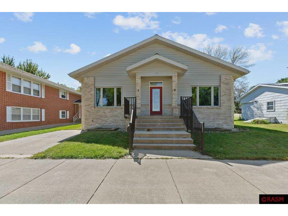 304 S Minnesota Street New Ulm MN 56073 7035811 image1