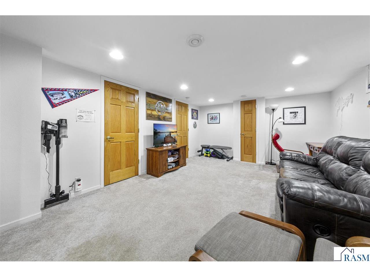 305 2nd Street Cleveland MN 56017 267040568 image15