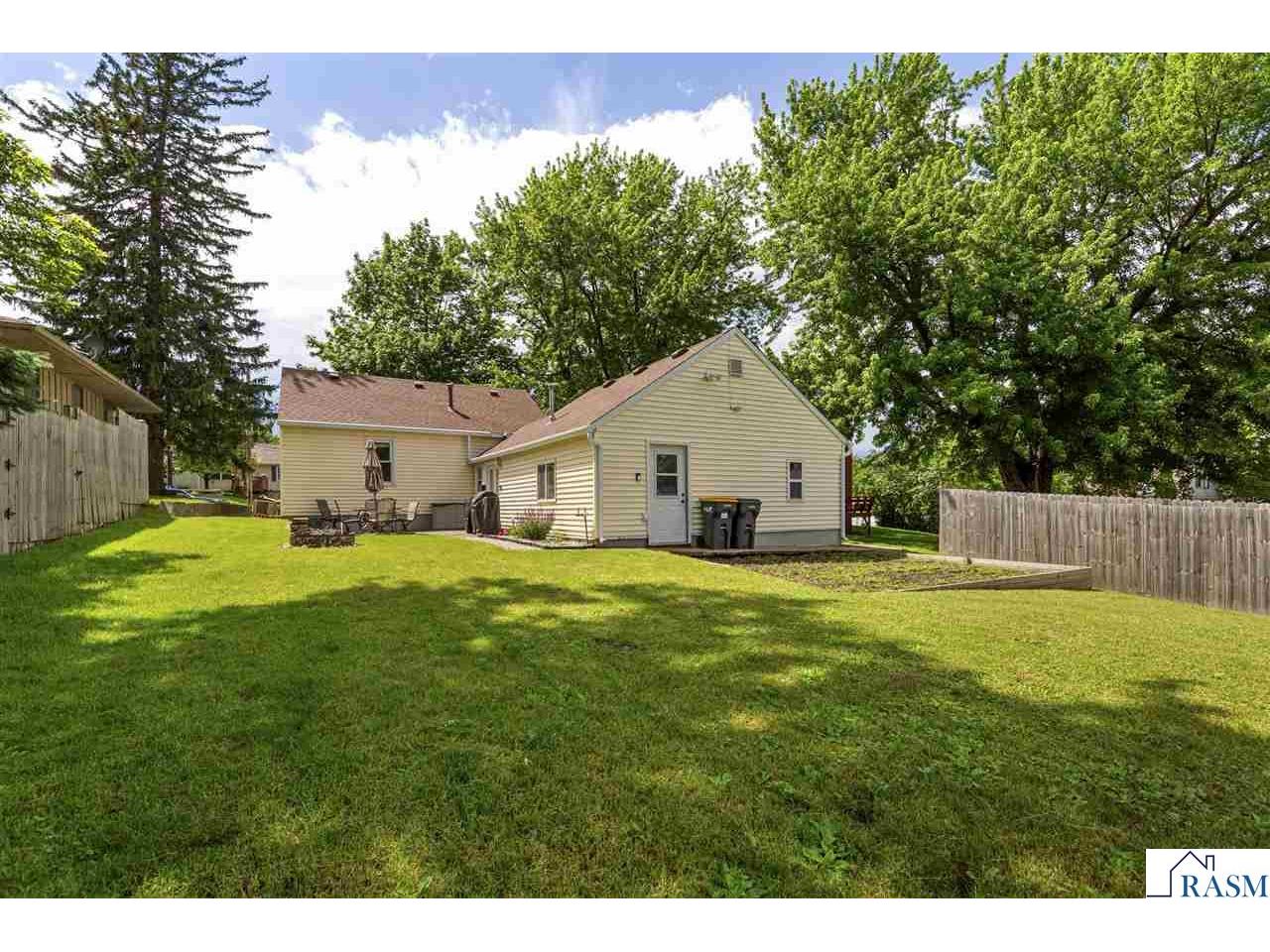 305 2nd Street Cleveland MN 56017 267040568 image21