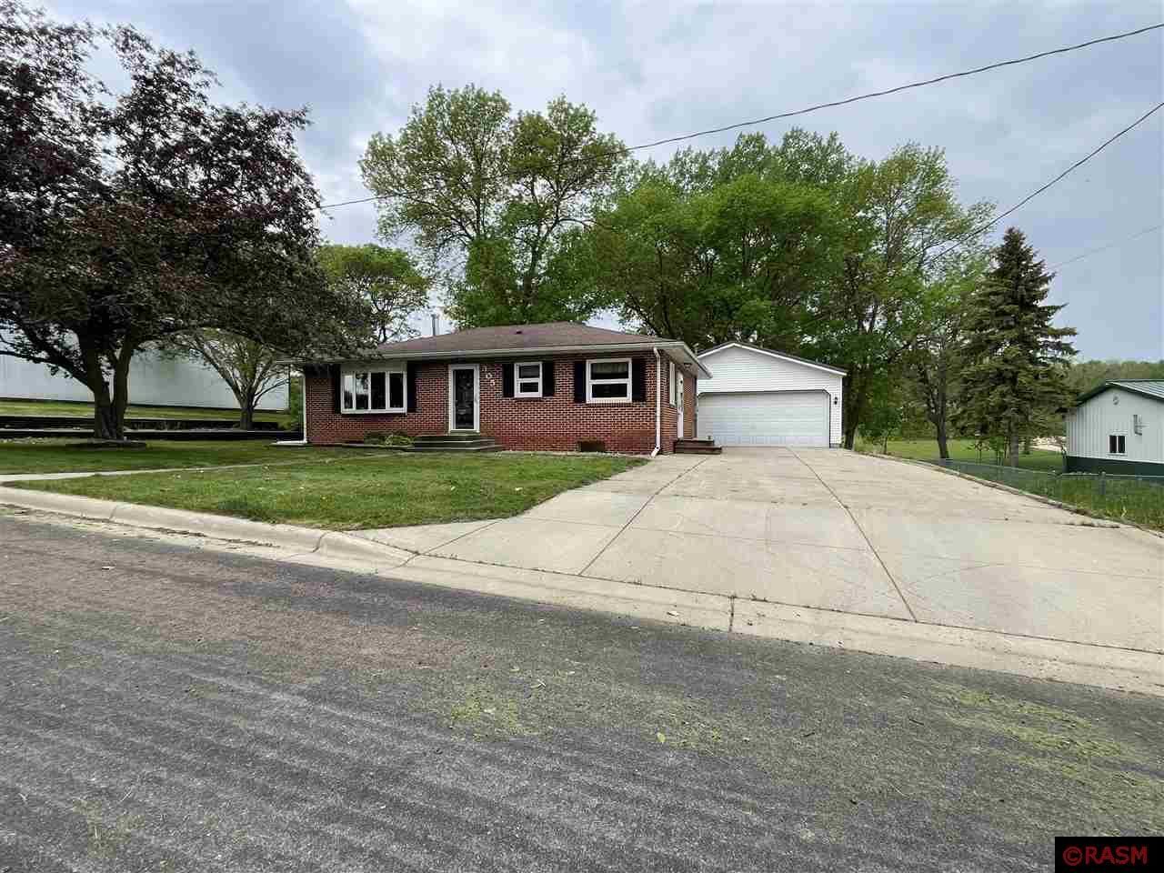 305 6th St Nw Elysian MN 56028 7034941 image1
