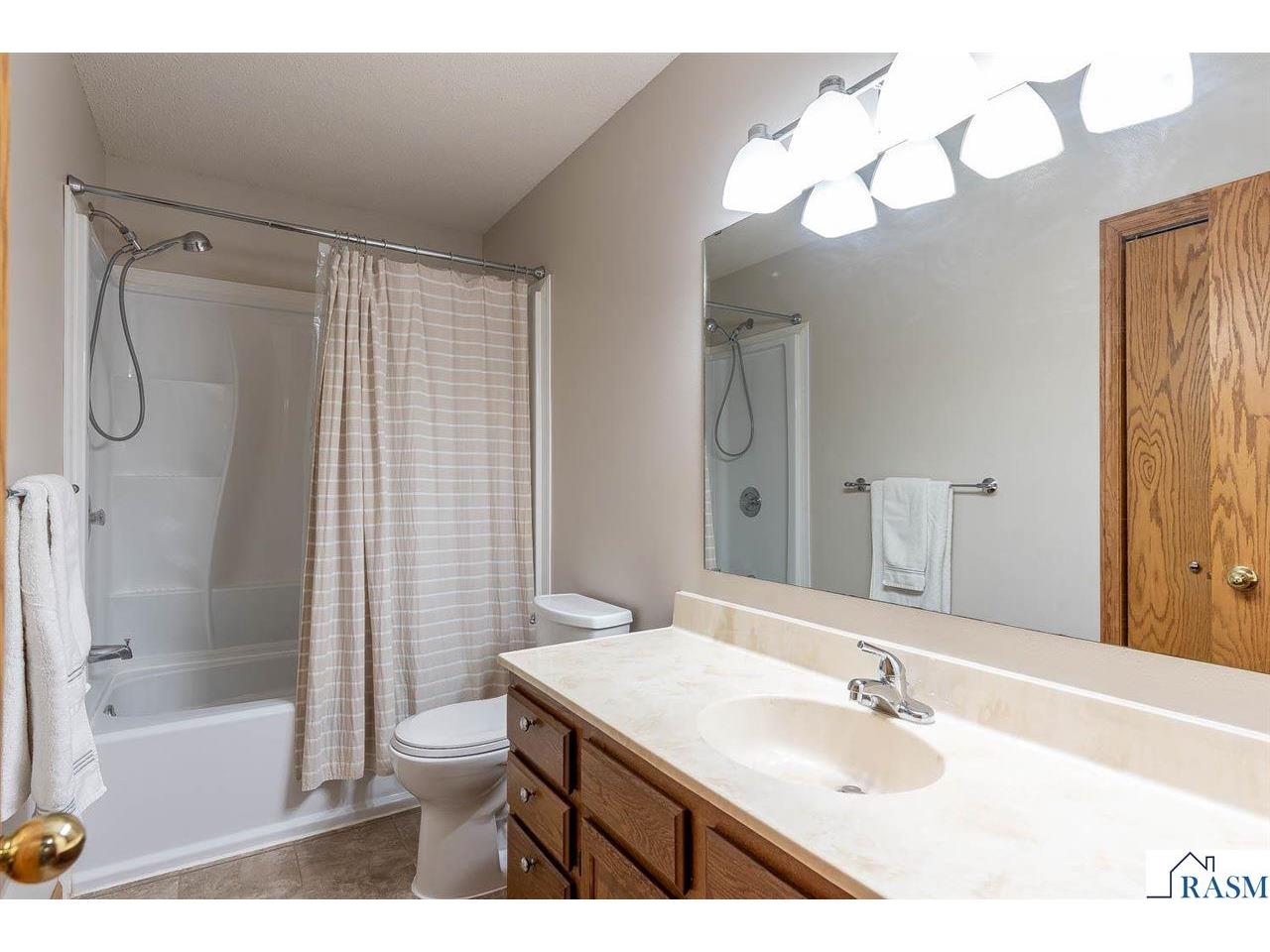 305 Chancery Lane Mankato MN 56001 7040290 image36