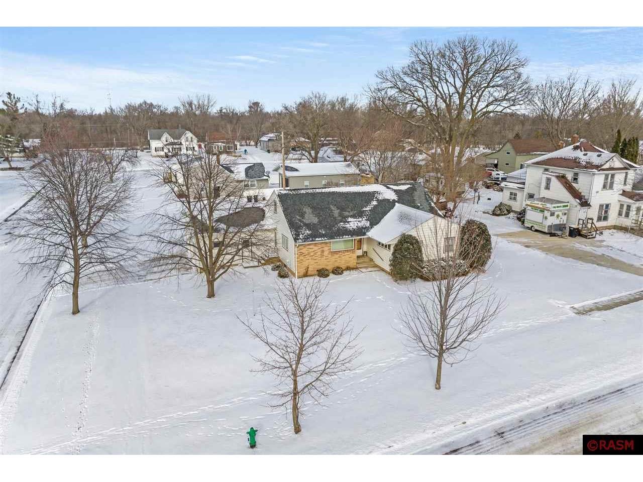 305 E 2nd Street Blue Earth MN 56013 7036740 image1