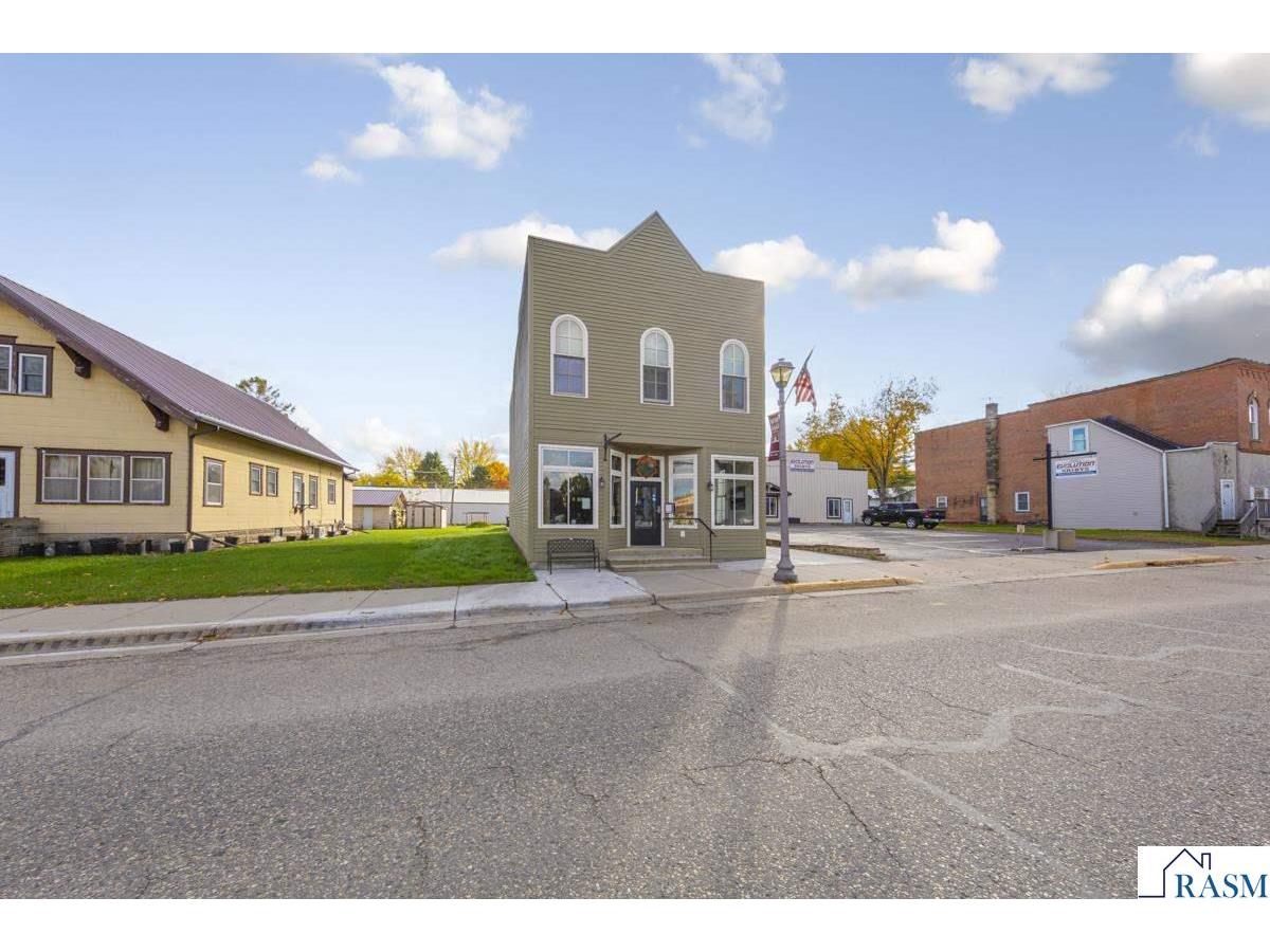 305 Main Street Henderson MN 56044 7038962 image2