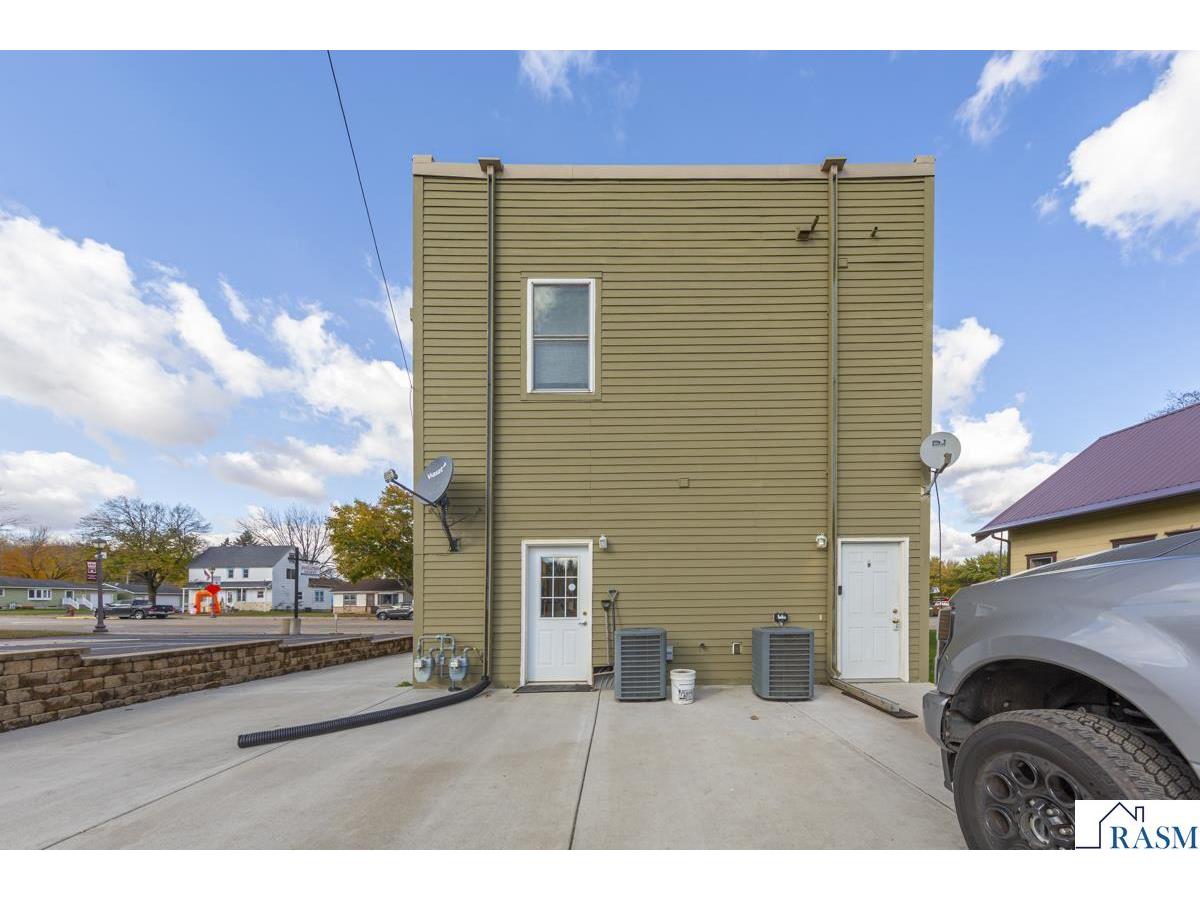 305 Main Street Henderson MN 56044 7038962 image29