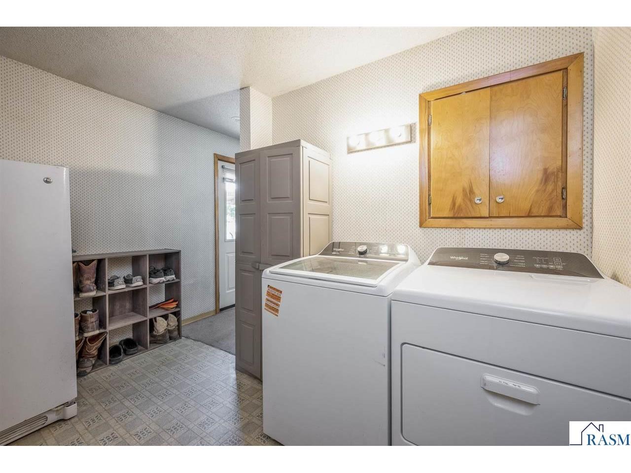 305 Maywood Avenue Eagle Lake MN 56024 267040585 image32