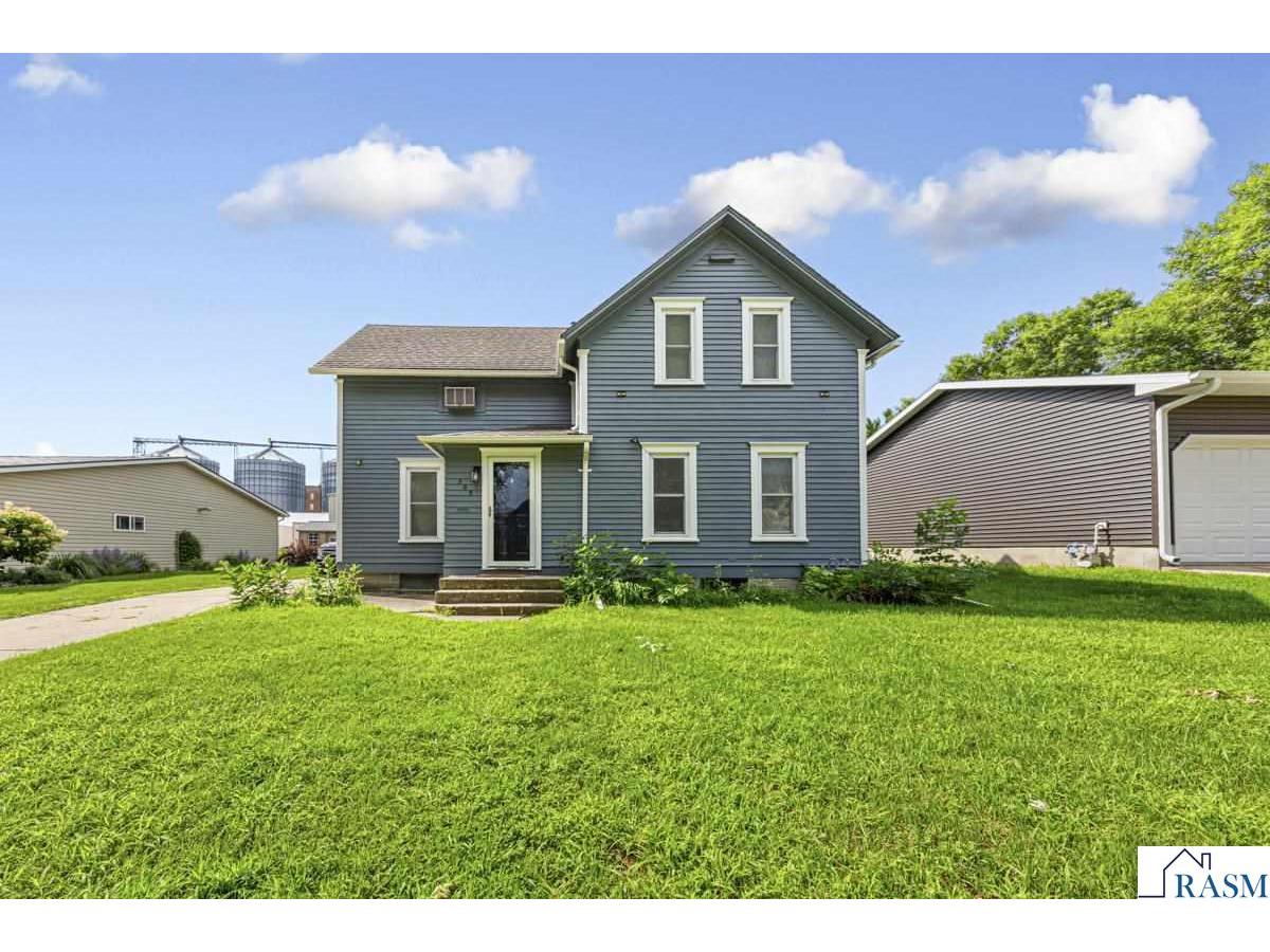 305 NE Elm Street Sleepy Eye MN 56085 7038236 image1