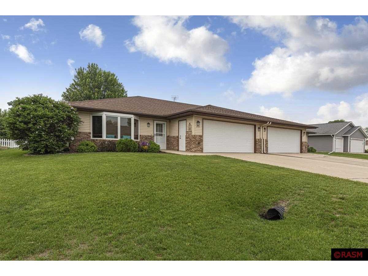 305 W Thruen Street Morristown MN 55052 7037749 image1