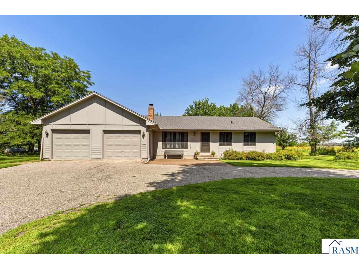 30562 Cedar Lane Le Sueur MN 56058 7038386 image1