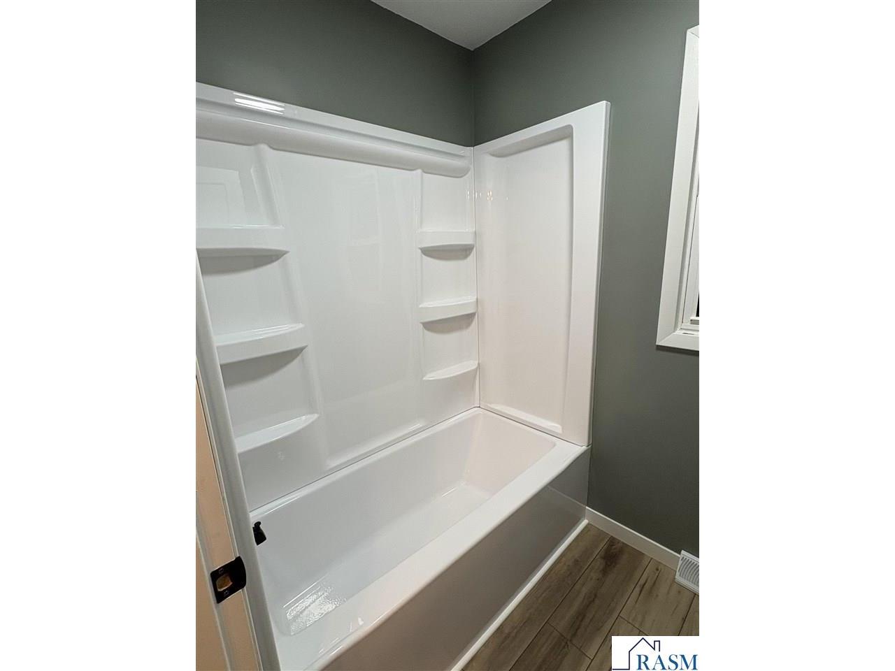 306 W North Street Janesville MN 56048 7040431 image18