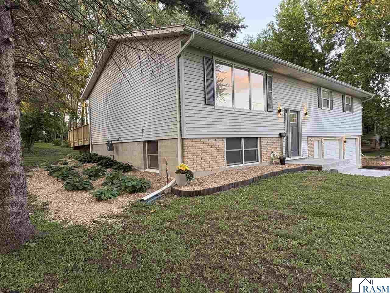 306 W North Street Janesville MN 56048 7040431 image3