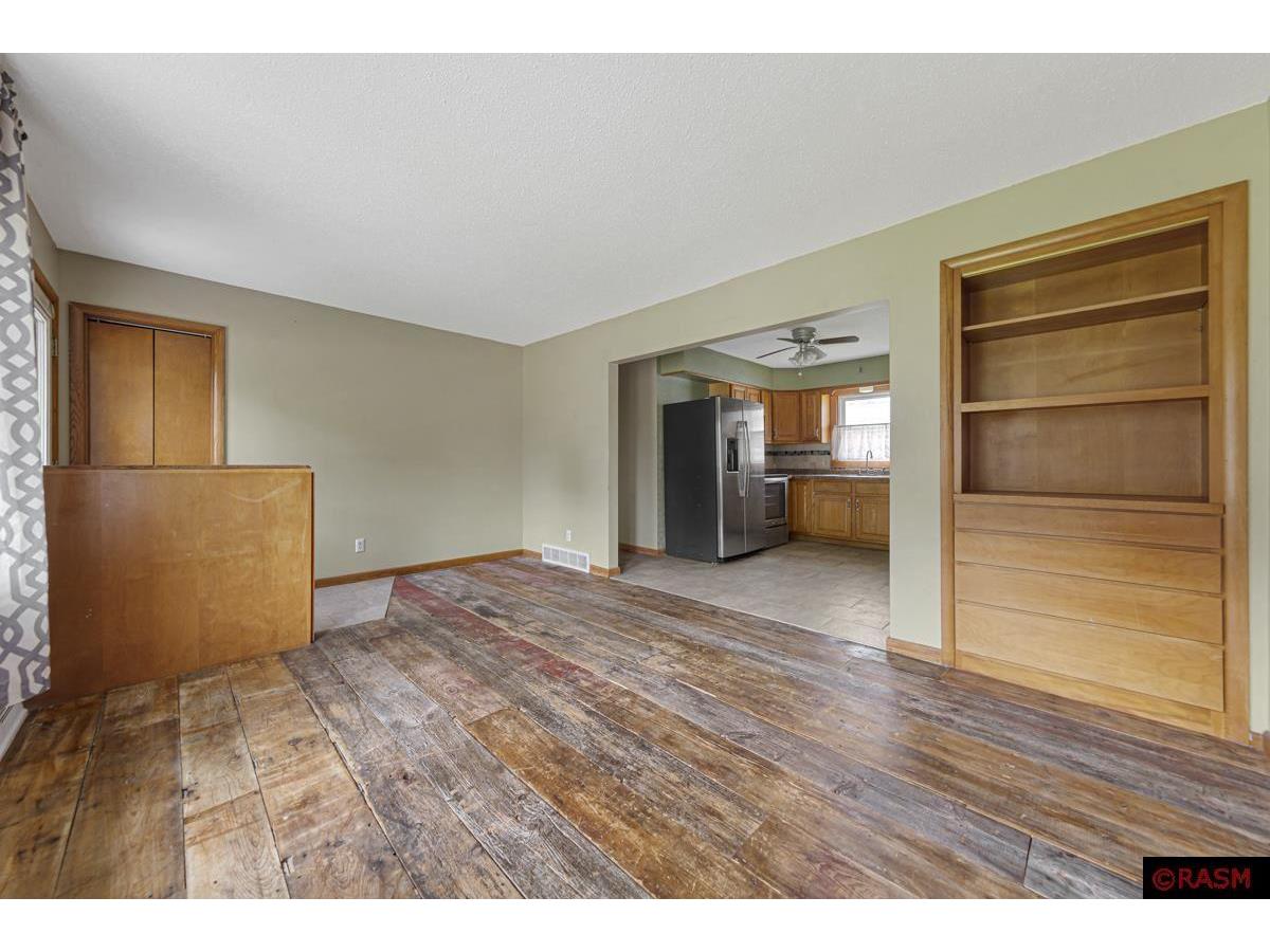 307 Dove Street Minnesota Lake MN 56068 7037805 image7