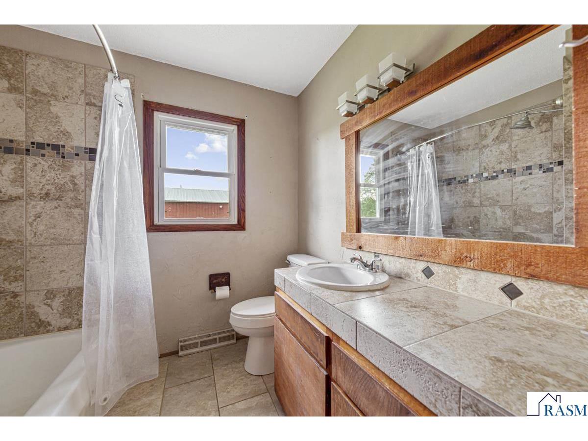 307 Dove Street Minnesota Lake MN 56068 7039533 image12