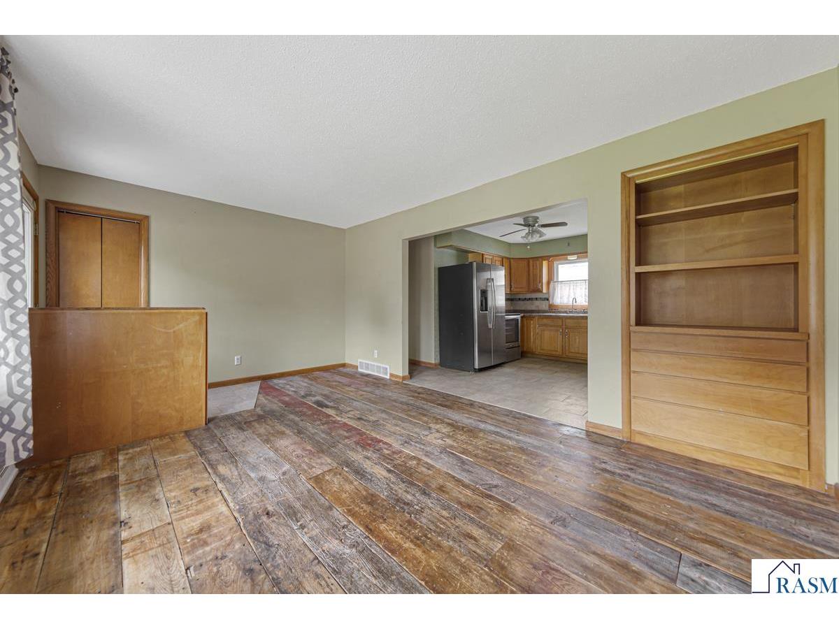 307 Dove Street Minnesota Lake MN 56068 7039533 image7