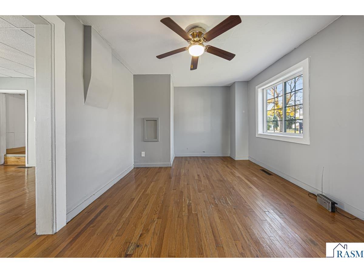 307 W 4th Street Winthrop MN 55396 7038817 image10