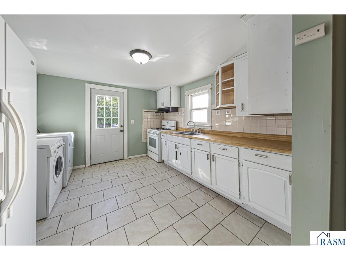 307 W 4th Street Winthrop MN 55396 7038817 image12