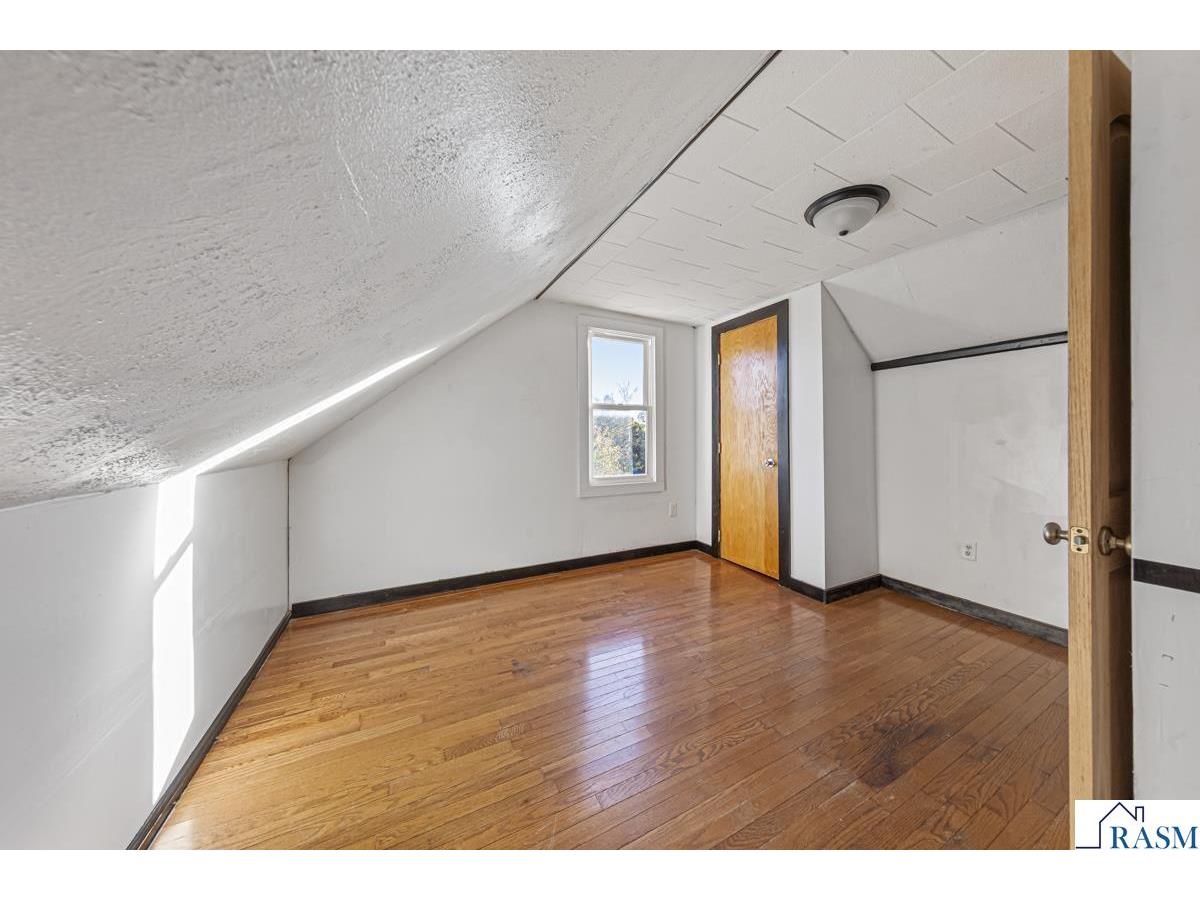 307 W 4th Street Winthrop MN 55396 7038817 image24