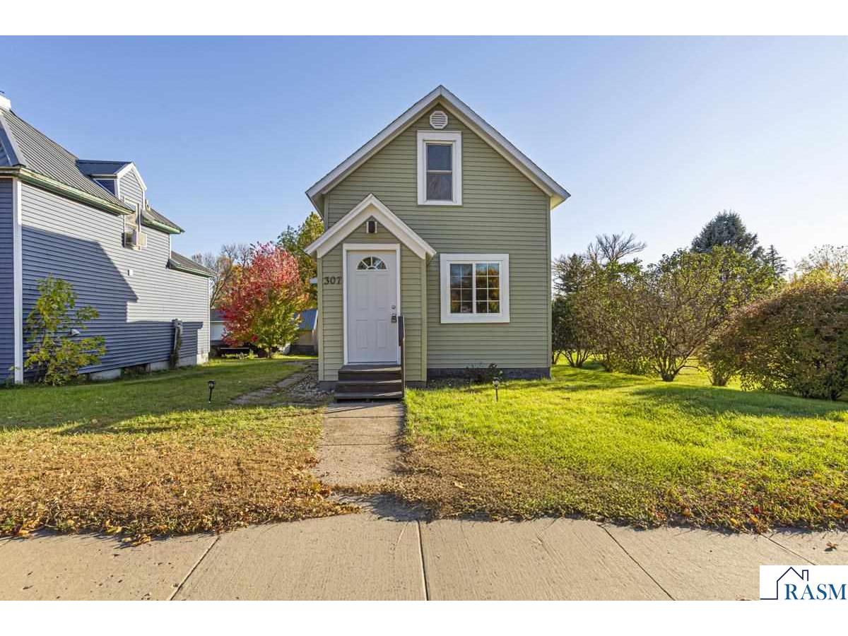 307 W 4th Street Winthrop MN 55396 7038817 image3