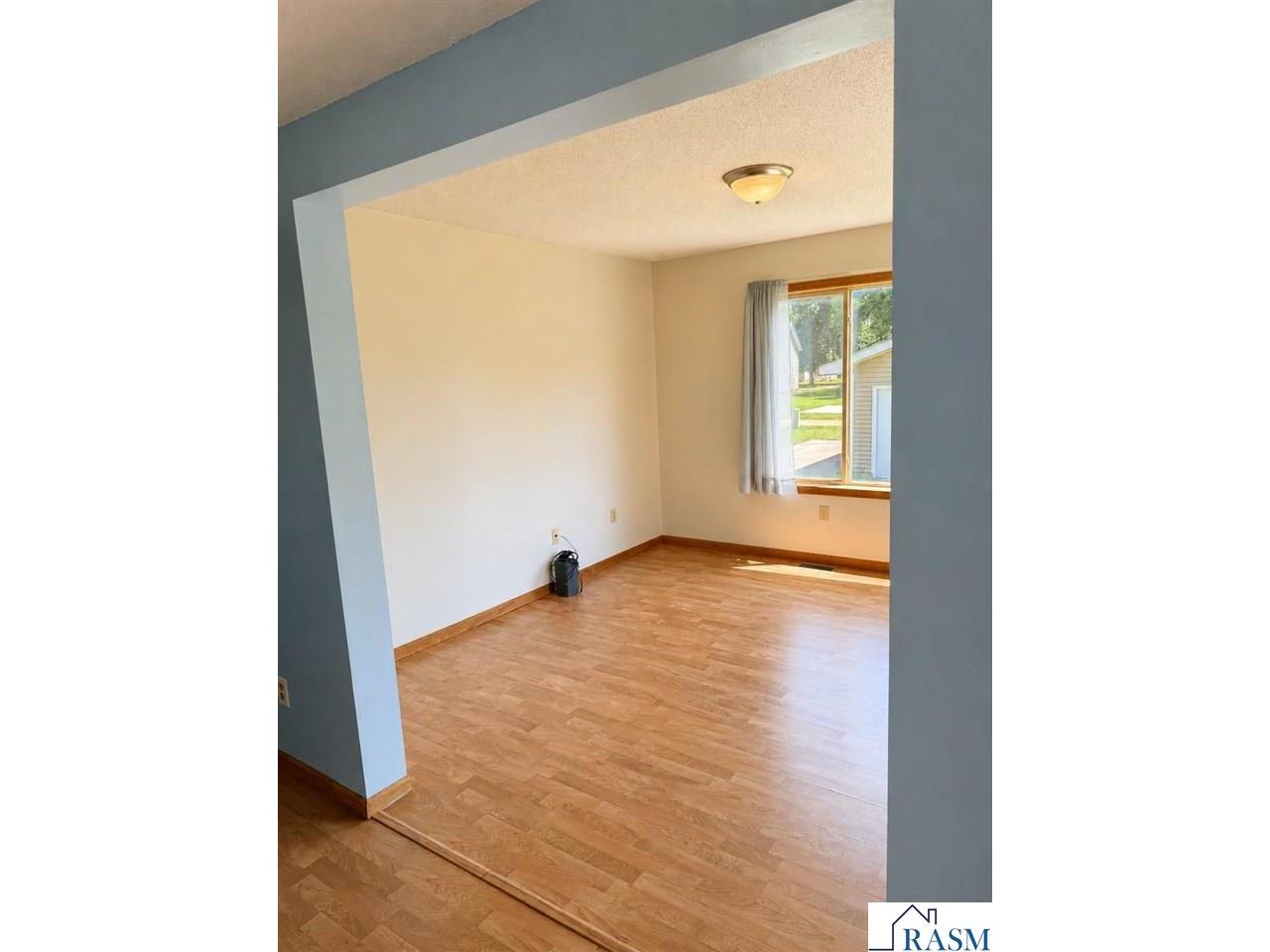 307 Washington Avenue Hanska MN 56041 267040924 image16
