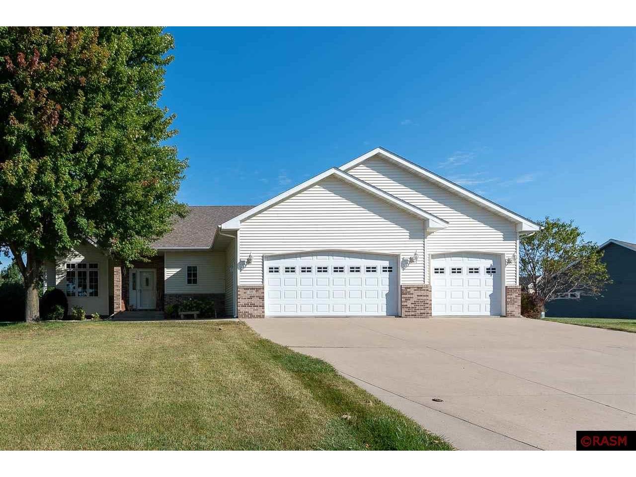 308 Victoria Boulevard Mankato MN 56001 7035956 image1