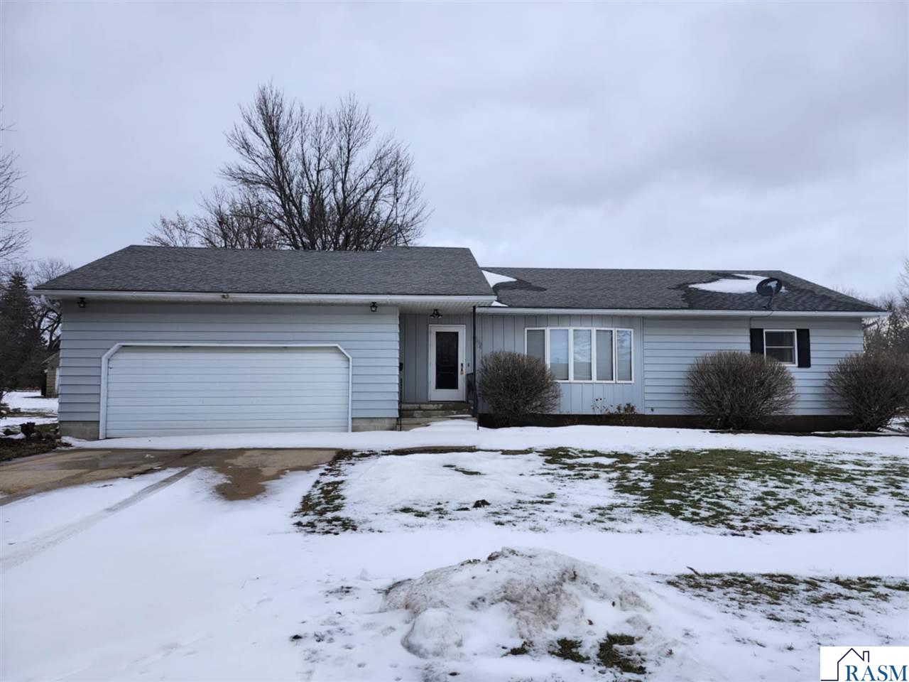 309 E Iowa Street Elmore MN 56027 7038928 image1