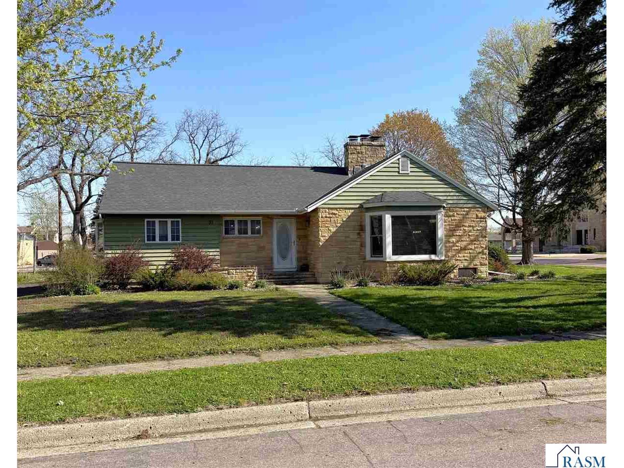 31 E Lake Avenue Minnesota Lake MN 56068 7040154 image1