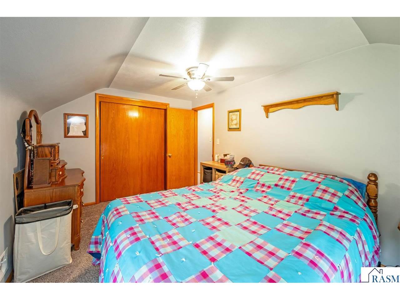 310 E 13th Street Blue Earth MN 56013 267040696 image14