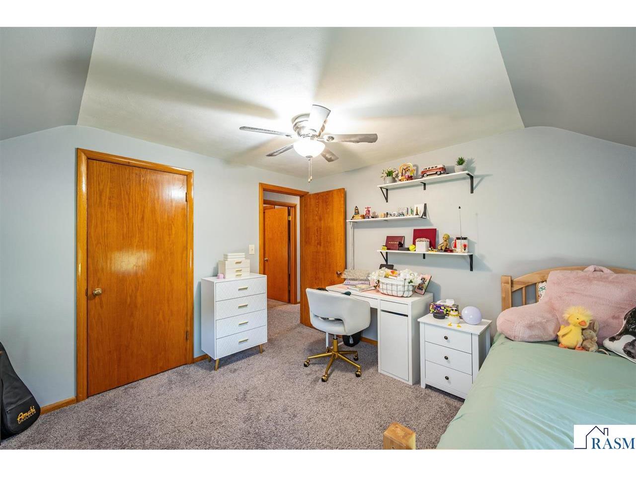 310 E 13th Street Blue Earth MN 56013 267040696 image16