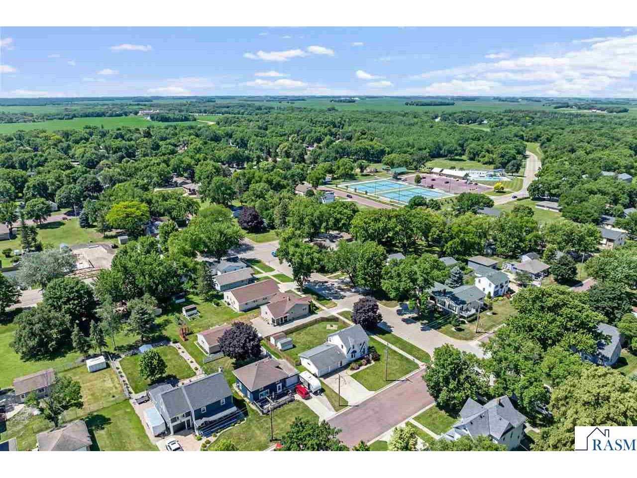 310 E 13th Street Blue Earth MN 56013 267040696 image39