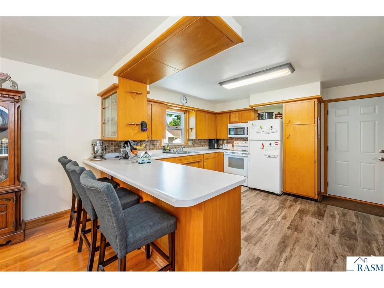 310 E 13th Street Blue Earth MN 56013 267040696 image8