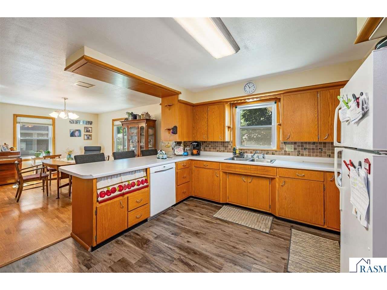 310 E 13th Street Blue Earth MN 56013 267040696 image9