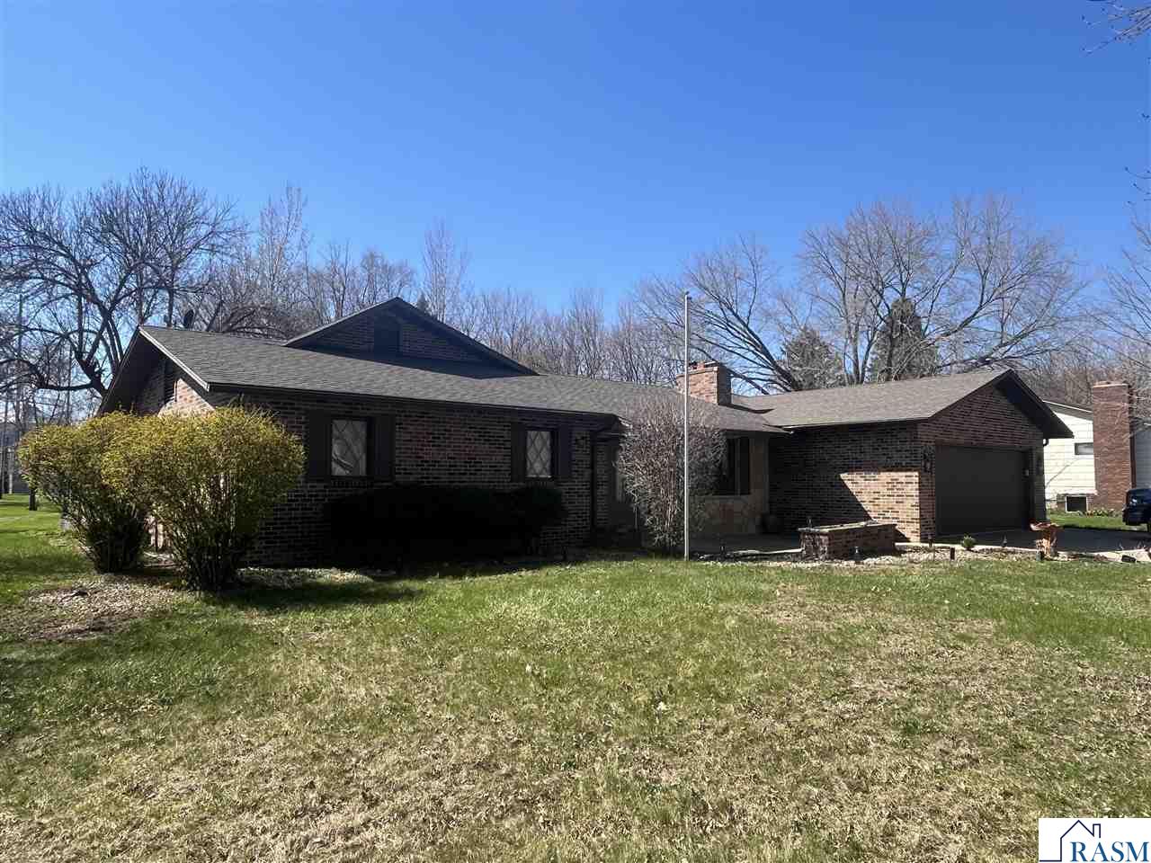 311 1st Street North Saint James MN 56081 7040045 image5