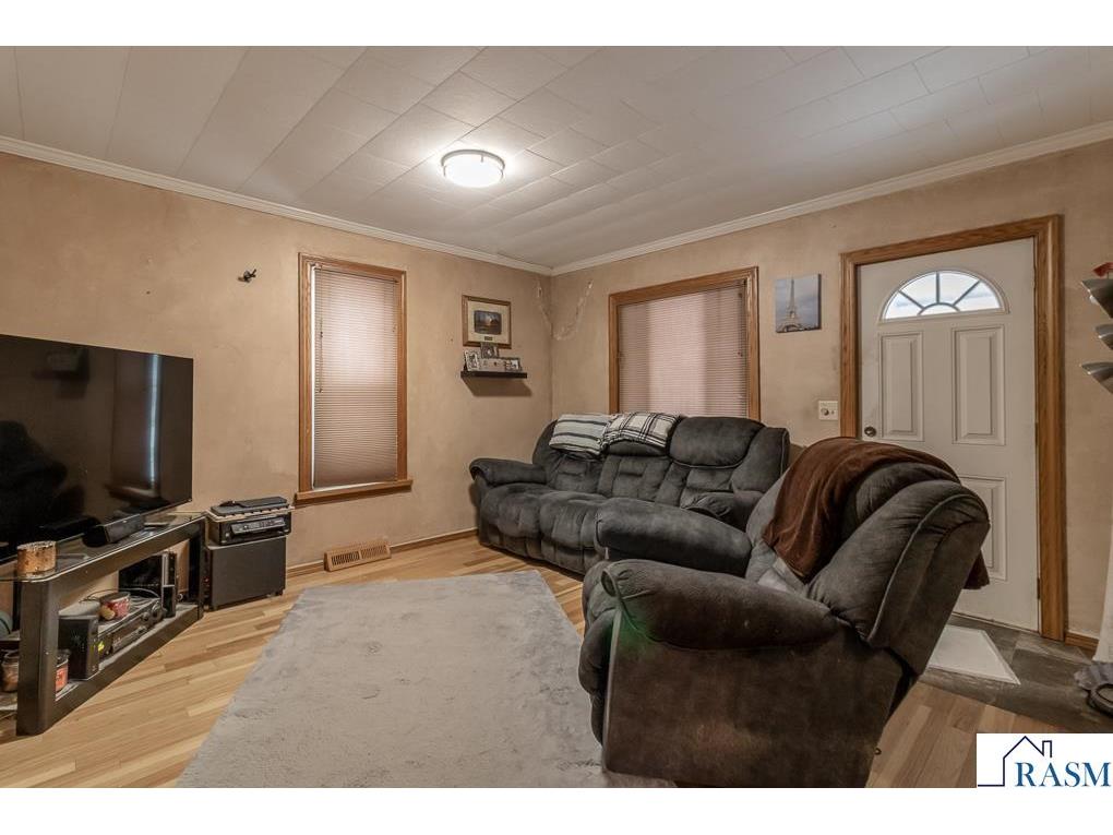 311 E Blue Earth Street Lake Crystal MN 56055 7039259 image2