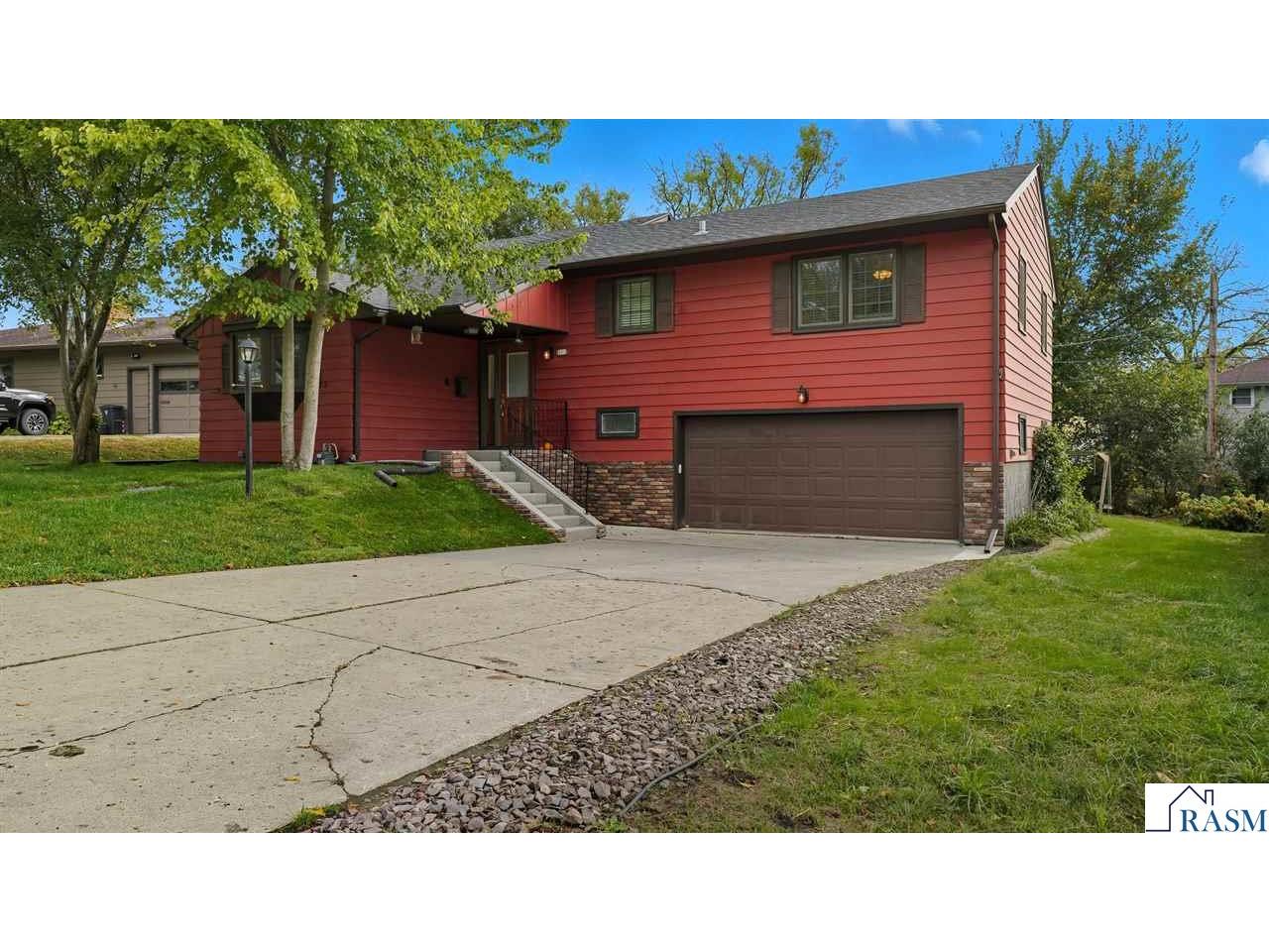 311 S Redwood Drive Mankato MN 56001 7038777 image1