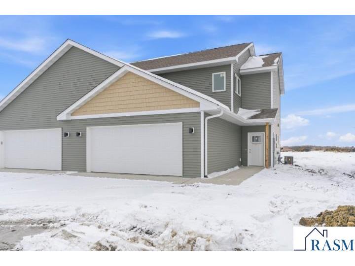 3117 & 3119 Noble Drive Mankato MN 56003 7038834 image2