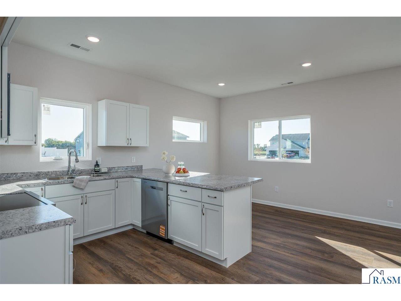 3117 & 3119 Noble Drive Mankato MN 56003 7038834 image5