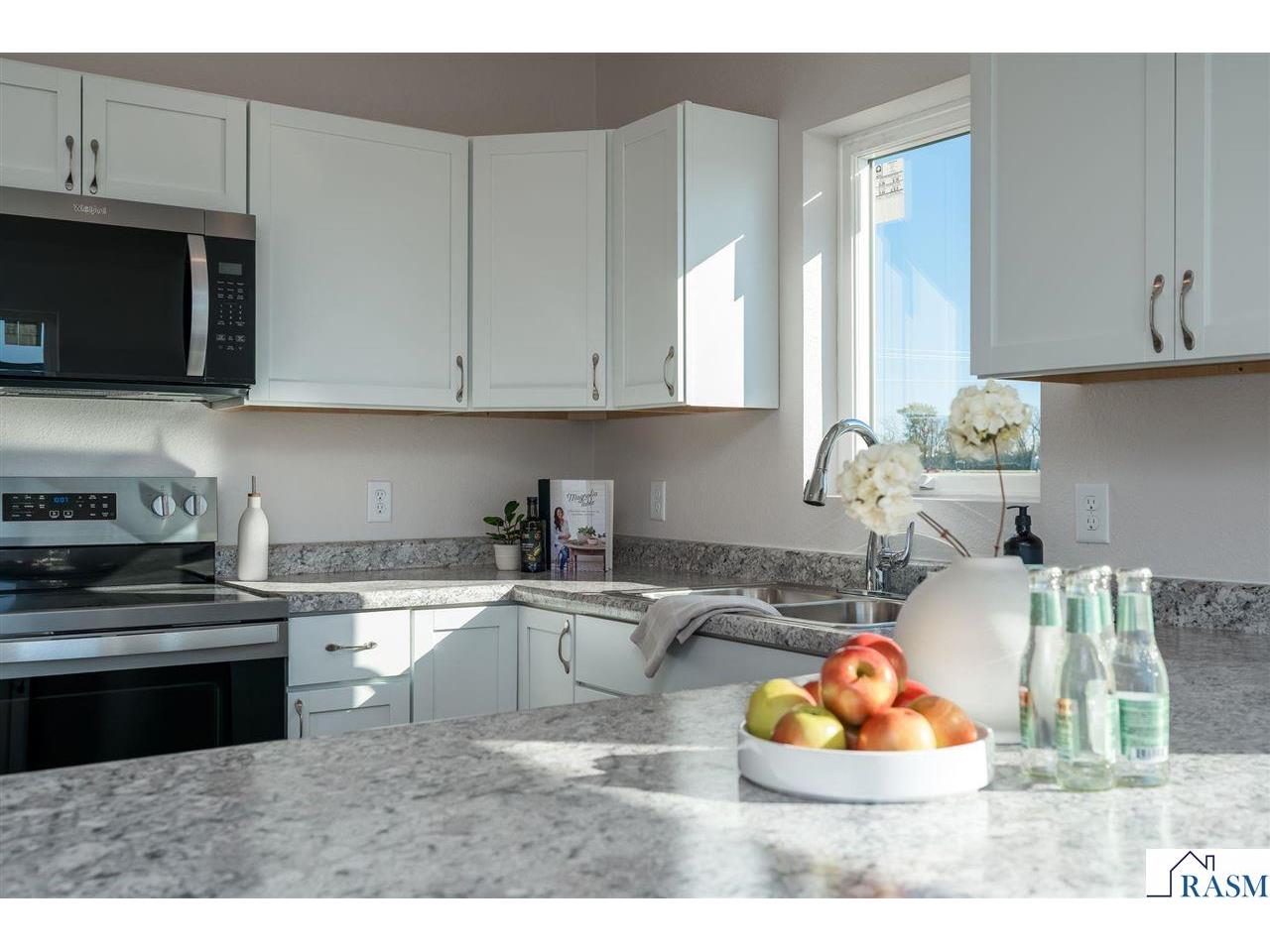 3117 & 3119 Noble Drive Mankato MN 56003 7038834 image8