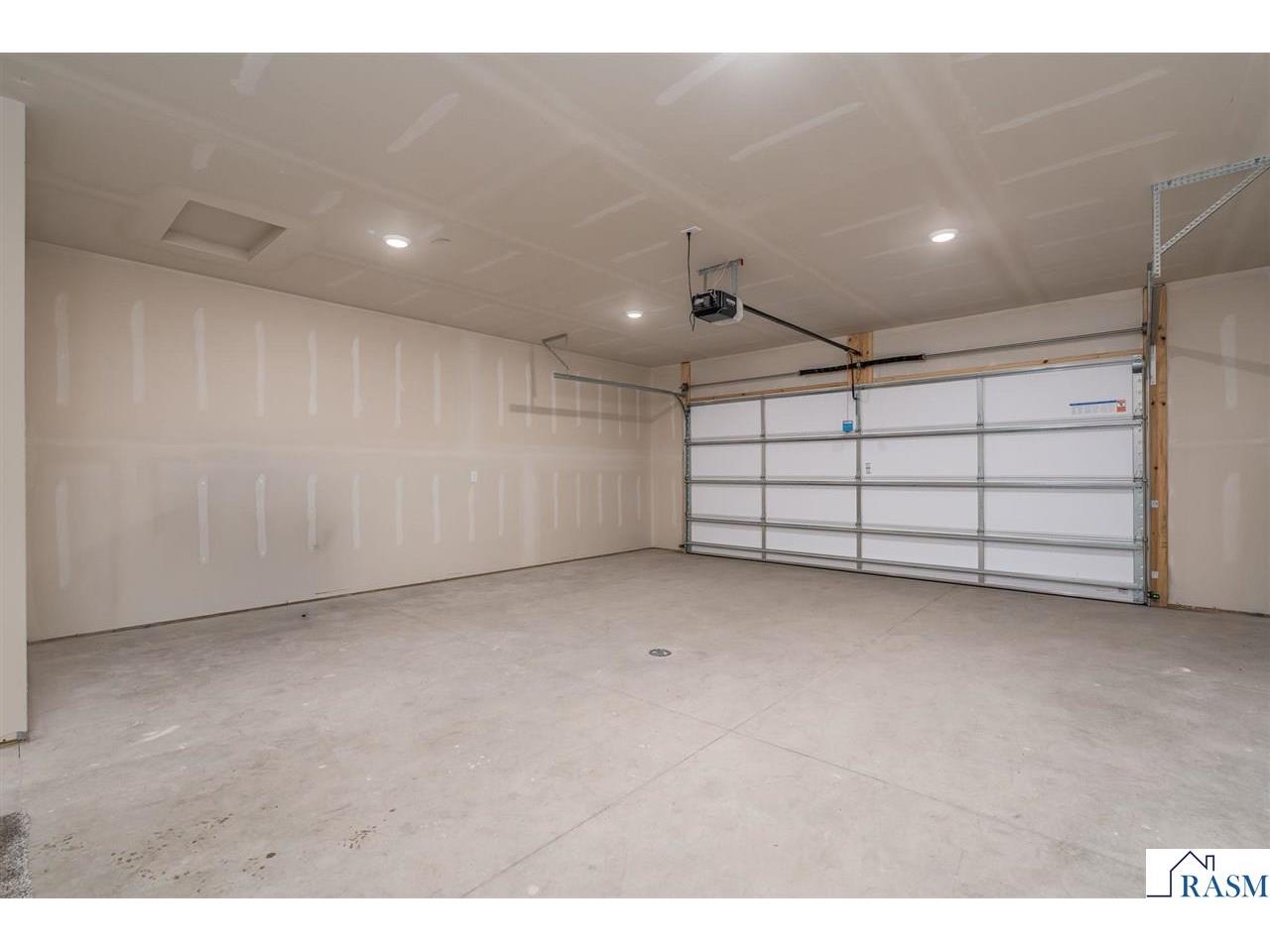 3120 & 3122 Noble Drive Mankato MN 56001 7039425 image23