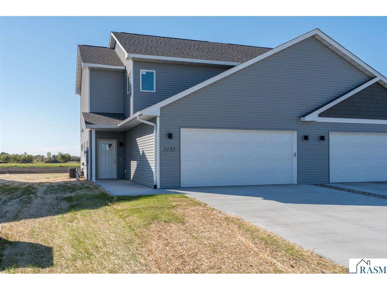 3129 & 3131 Noble Drive Mankato MN 56003 7039384 image1