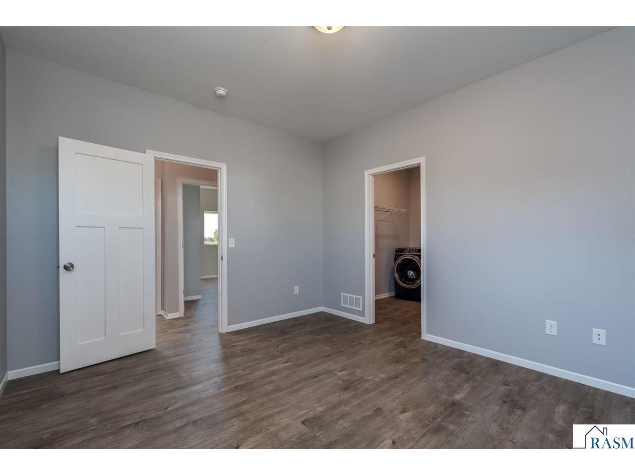 3129 & 3131 Noble Drive Mankato MN 56003 7039384 image18