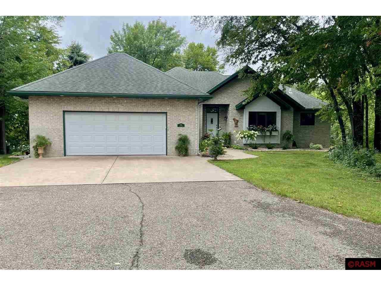 314 W St. Julien Street, Saint Peter, MN 56082 MLS 7028023 Edina